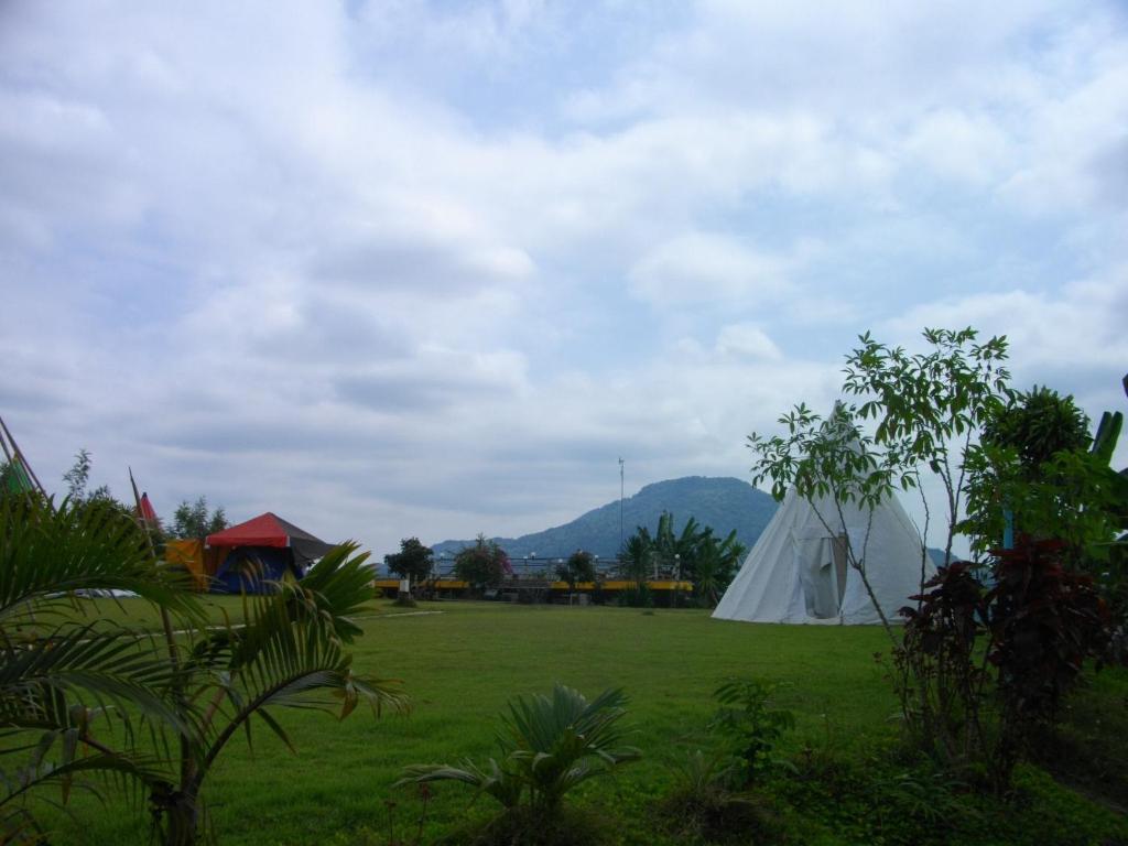 Indian View Hotel Khao Kho Exterior photo