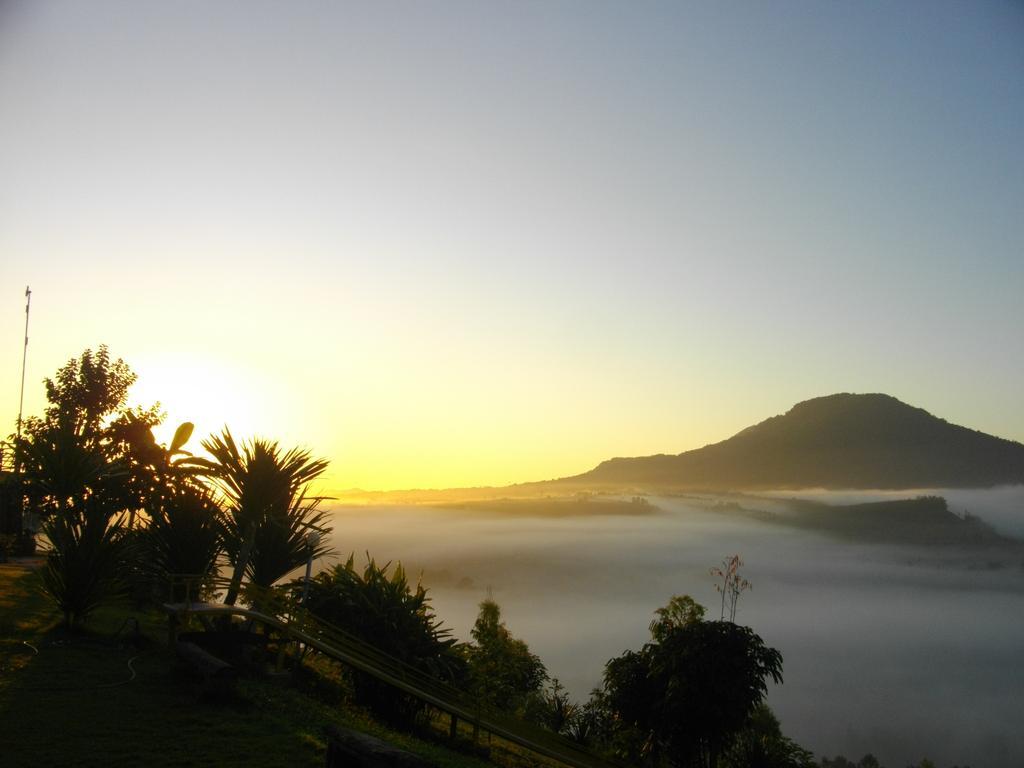 Indian View Hotel Khao Kho Exterior photo